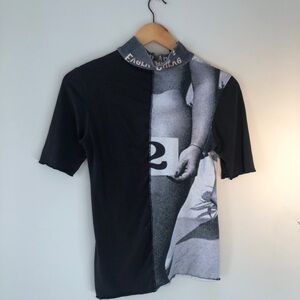 Chic Black and Gray Graphic Women's Tee